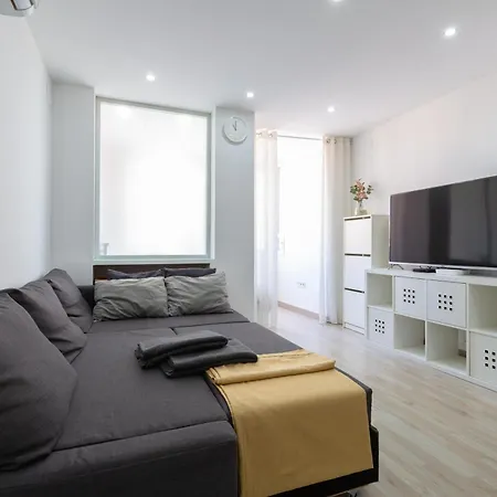Apartament Rusadir